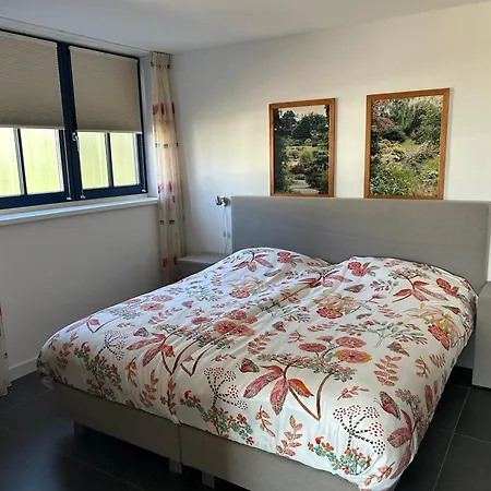 Holiday home De Bloemenkwekerij